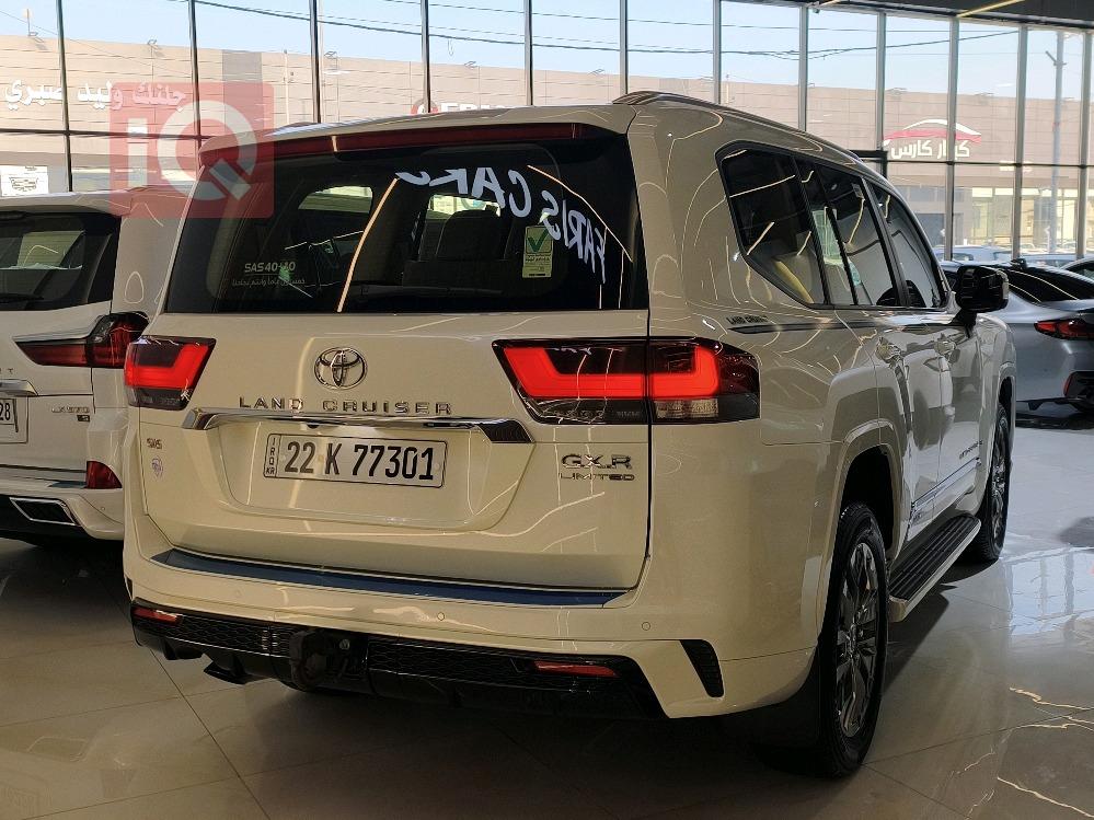 تويوتا لاندكروزر